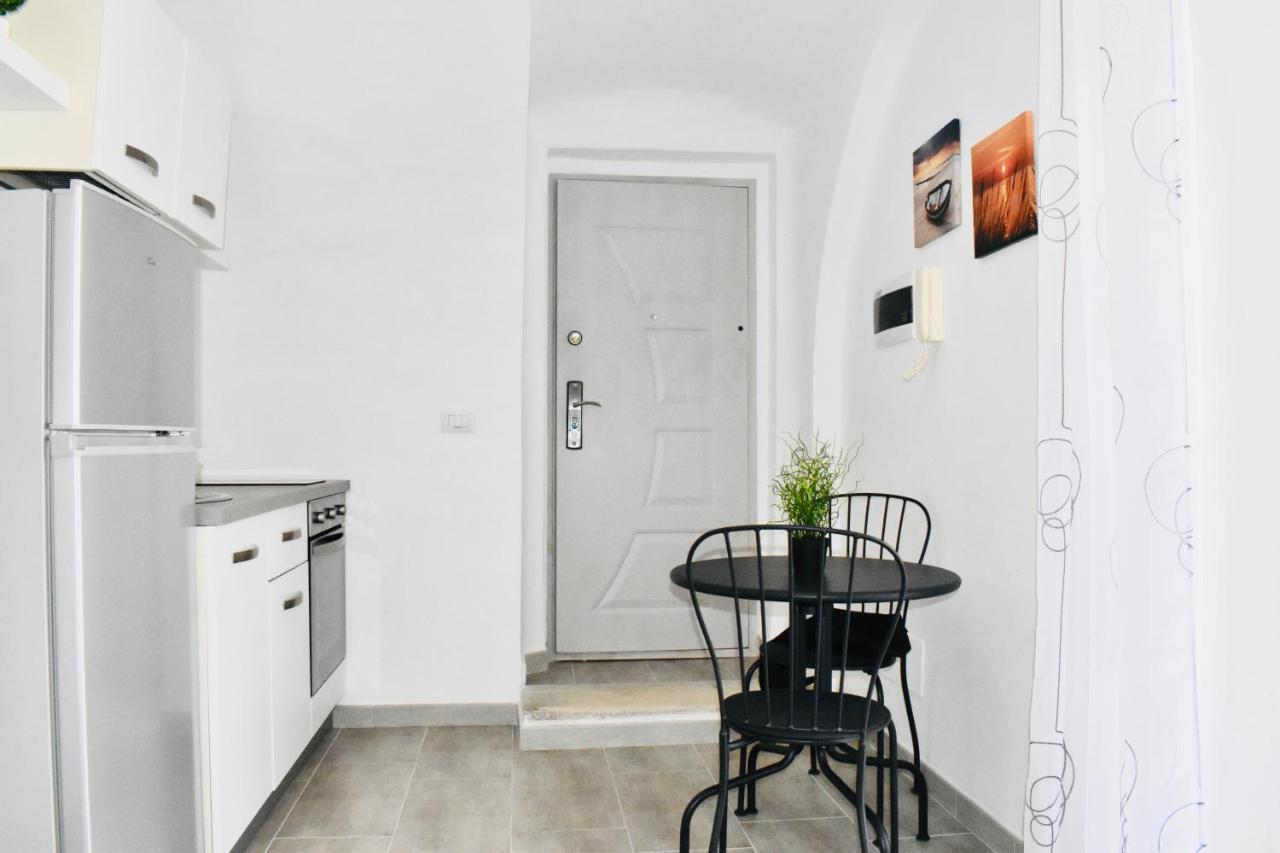 Miral One Apartamento Bari Exterior foto